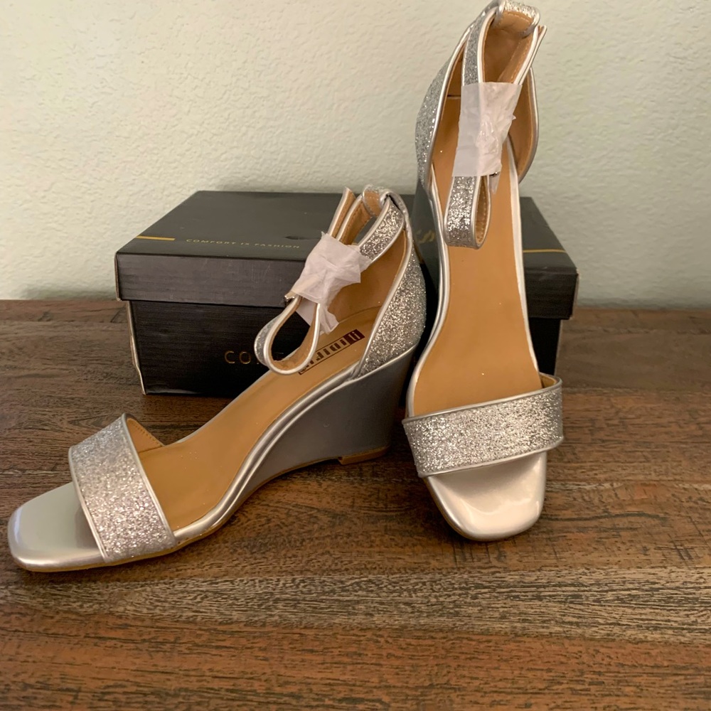 New womens silver sparkly wedge heels open toe for wedding or date! Sz 5.5